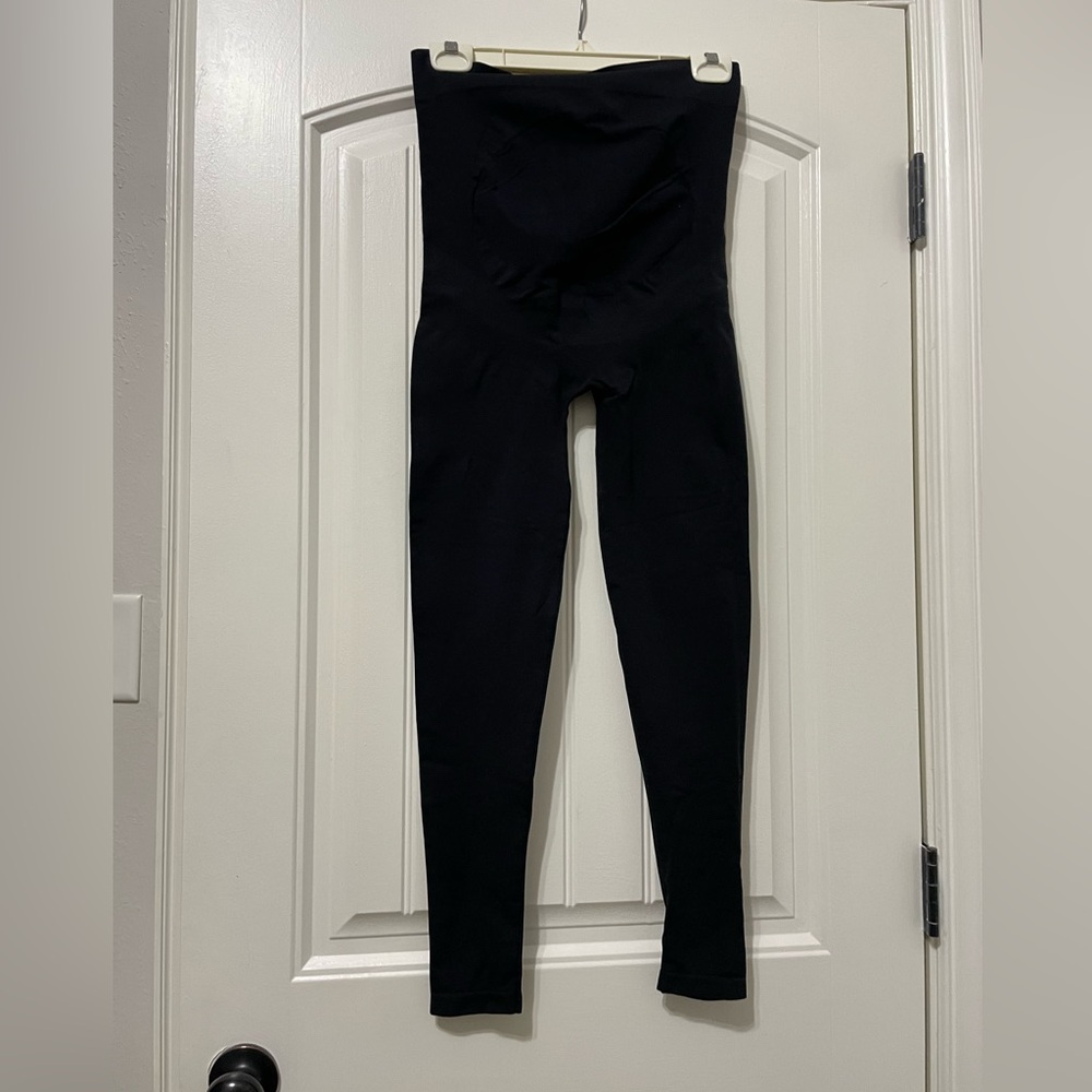 BLANQI SIZE M MATERNITY LEGGINGS
